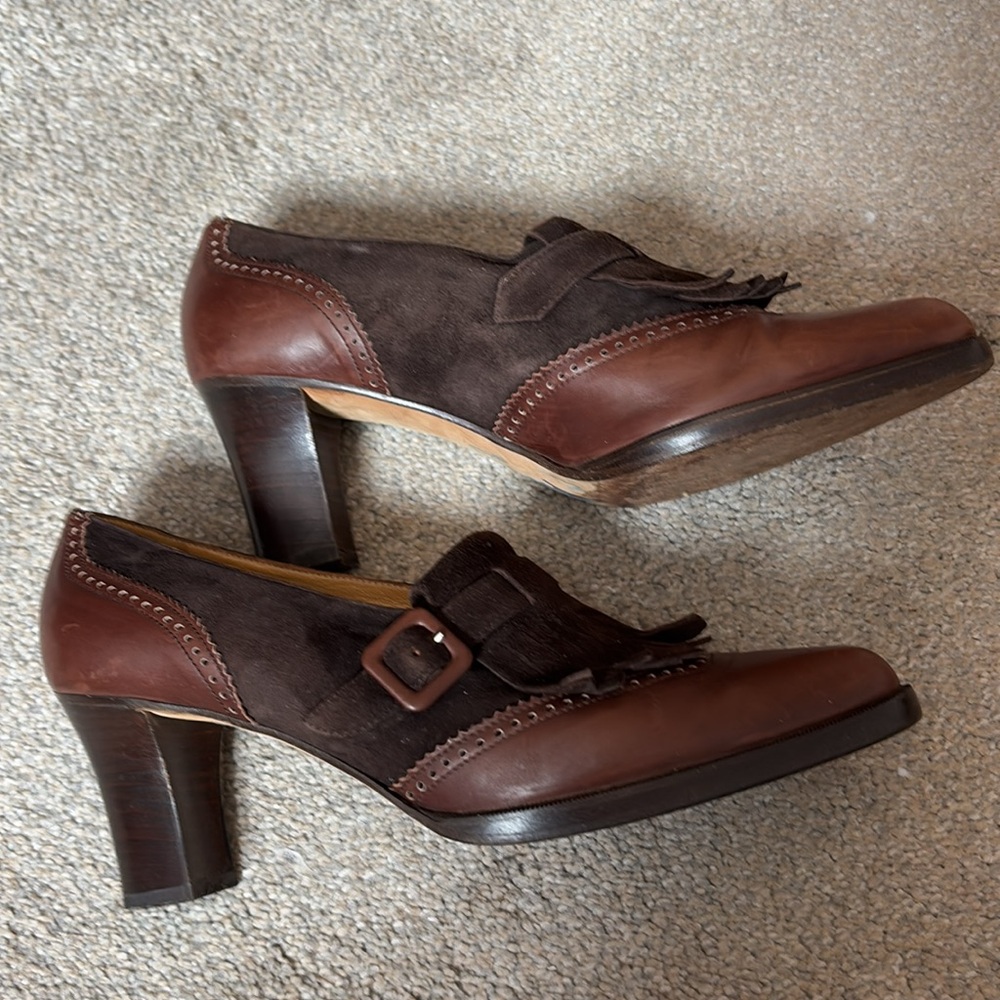 Gorgeous Cole Haan two tone suede/leather heeled dress shoe!